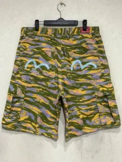 evisu迷彩柄 ショートパンツ サイズ32(中古)【明日取り下げ予定】 EVISU 迷彩柄ショートパンツ 32セット