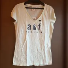 新品　タグ付き　未使用　a&f Vネック Tシャツ キッズ　XL ブルー