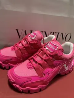‼️ほぼ未使用‼️ VALENTINO ヴァレンティノ　スニーカー ピンクのサムネイル