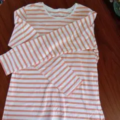 オレンジと白のストライプ長袖Tシャツ