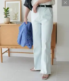 未使用　ディスコート　USコットン　デニムフレアパンツ　Mサイズ　スカイブルーのサムネイル