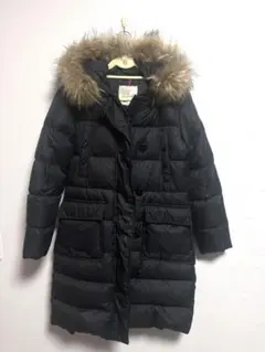 MONCLER レディース ダウンジャケット ロングコート　リアルファーサイズ0のサムネイル