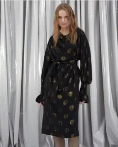 2026年最新】水玉のヴィヴィアンの人気アイテム - メルカリ