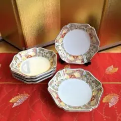 【未使用品】有田焼　鶴松窯　六角取り皿揃5枚　亀甲形　輪花皿　金襴手〜椿・桔梗〜