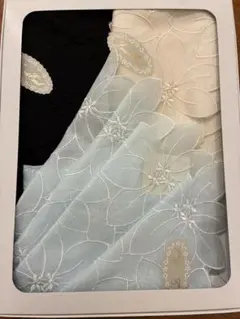 Lace & Emb 刺繍ハンカチ