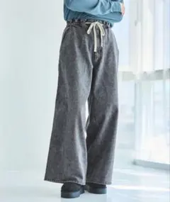 ワイドパンツのサムネイル