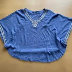 Discoat 刺繍デザイン 半袖ブラウスのサムネイル