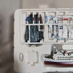 日本沈没 1/700 海洋調査船 なつしま タカラトミーのサムネイル