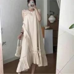 アシンメトリーフリルロングワンピース★ノースリーブ/リトルブラック/袖フリル1