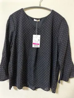 （新品未使用）ネイビー ドット柄 七分袖ブラウス