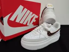 新品23.5NIKEナイキコートビジョンアルタエアフォース1 好きに厚底ヒョウ柄