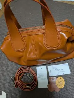 革 ショルダーバッグ