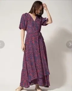 週末限定値下げ4日まで】 Velnica フラワープリント 紫色 マキシ