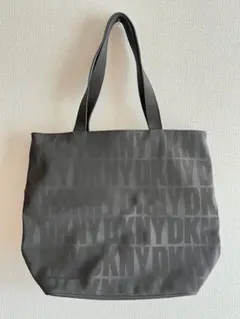 DKNY ロゴ総柄 トートバッグのサムネイル