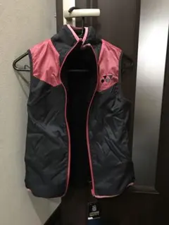 ヨネックス　リバーシブルベスト