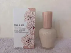 PAUL & JOE モイスチャライジング ファンデーション プライマー