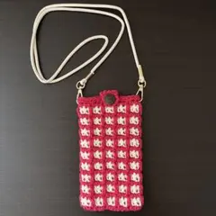 かぎ編みハンドメイド　スマホショルダー　携帯ポーチ　レッド&ベージュ