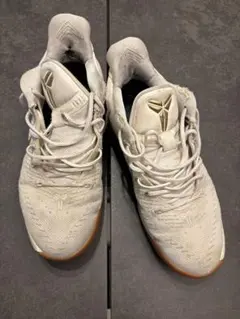 Nike Kobe 6 Protro ホワイト/ゴールド