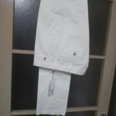 ユニクロホワイト オフホワイトスラックス 76cm新品未使用タグ付き