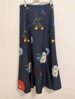 Swingle 花柄フレアスカート ネイビー Mサイズ