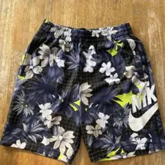 Nike フラワープリント ショートパンツ S