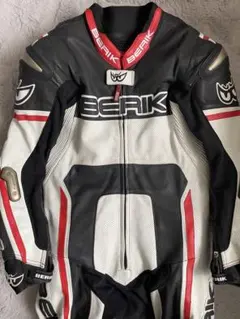 2025年最新】ベリック レーシングスーツ 48の人気アイテム - メルカリ
