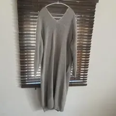 URBAN RESEARCH DOORS ハミルトンVネックニットワンピース