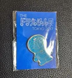 ドラえもん ピンバッジ 2個セット - メルカリ
