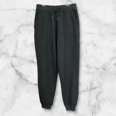ユニクロ　ダークグレー ジョガーパンツ　ウエストゴム　M