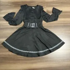 アクシーズファム　ブラウス　長そう　膝丈スカートのサムネイル