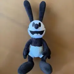 東京ディズニーリゾート オズワルド ぬいぐるみキーホルダー バッジ