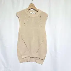 Item thumbnail for item bedf2447-2f36-4c77-899b-22cd0c7575ac