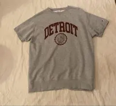 チャンピオンのスウェット、半袖