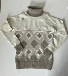 デサントタートルネック ニット