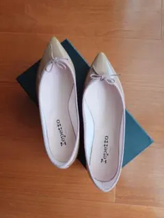 Repetto レペット エナメル ブリジット ピンク ベージュ新品 36ハーフのサムネイル
