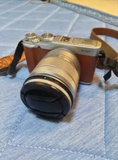 美品✨【FUJIFILM 】 X-M1 レンズセット ブラウン　富士フイルム フジフイルム(FUJIFILM) X-M1 ダブルレンズキット ブラウンの