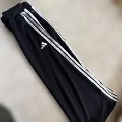 adidas AEROREADY ストライプロングスカート