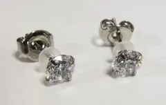 キュービック（5mm）ジルコニア　プラチナ ピアス