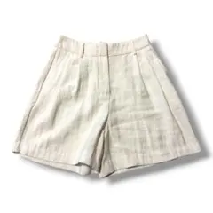 【美品】ZARA ザラ タック入り ショートパンツ ホワイト 白 Sサイズ