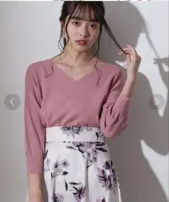 プロポーションボディドレッシング　Vネック 長袖ニット