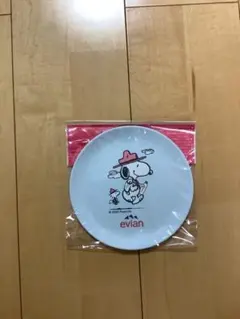 エビアン　スヌーピーエコプレート　20枚