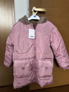 ピンク 中綿コート サイズ130から140です。