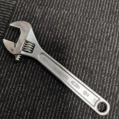 Item thumbnail for item 10b92f32-8b14-41c8-9120-ea1e2c77a64b