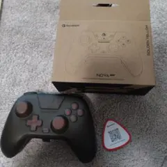 GAMESIR NOVA ワイヤレスコントローラー ゴールデンイエロー