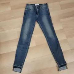 スキニーデニム ジーンズのサムネイル