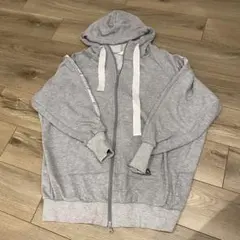 Reebokグレー フード付き パーカー Lサイズ