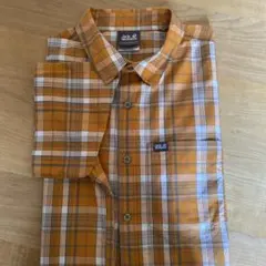 美品　ジャックウルフスキン　半袖シャツ　M サイズのサムネイル