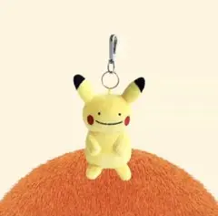 正規品】 ポケモン へんしん メタモン ピカチュウ キーホルダー 韓国