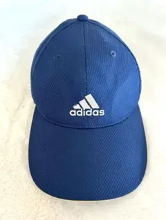 adidas ネイビー キャップ