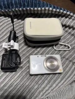 パナソニック LUMIX ルミックス カメラ DMC-FX80 ホワイト 中古 パナソニック LUMIX ルミックス カメラ DMC-FX80 ホワイト 中古 - メルカリ